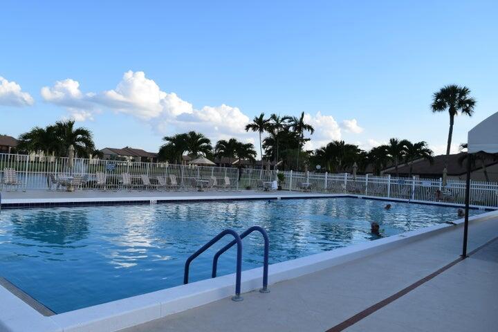 PINE RIDGE NORTH VILLAGE IV CONDO - Residential Lease