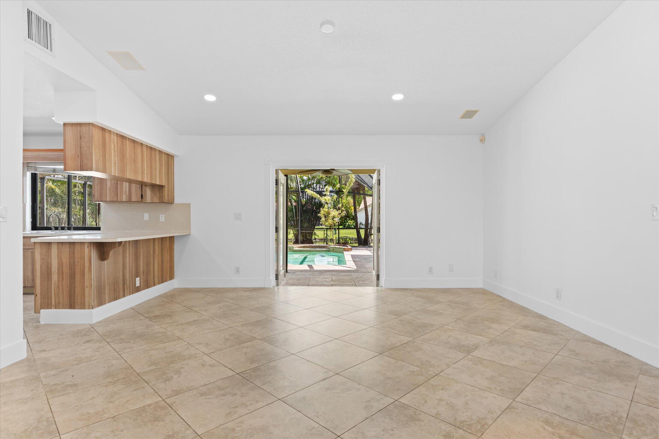CYPRESS RUN - Residential