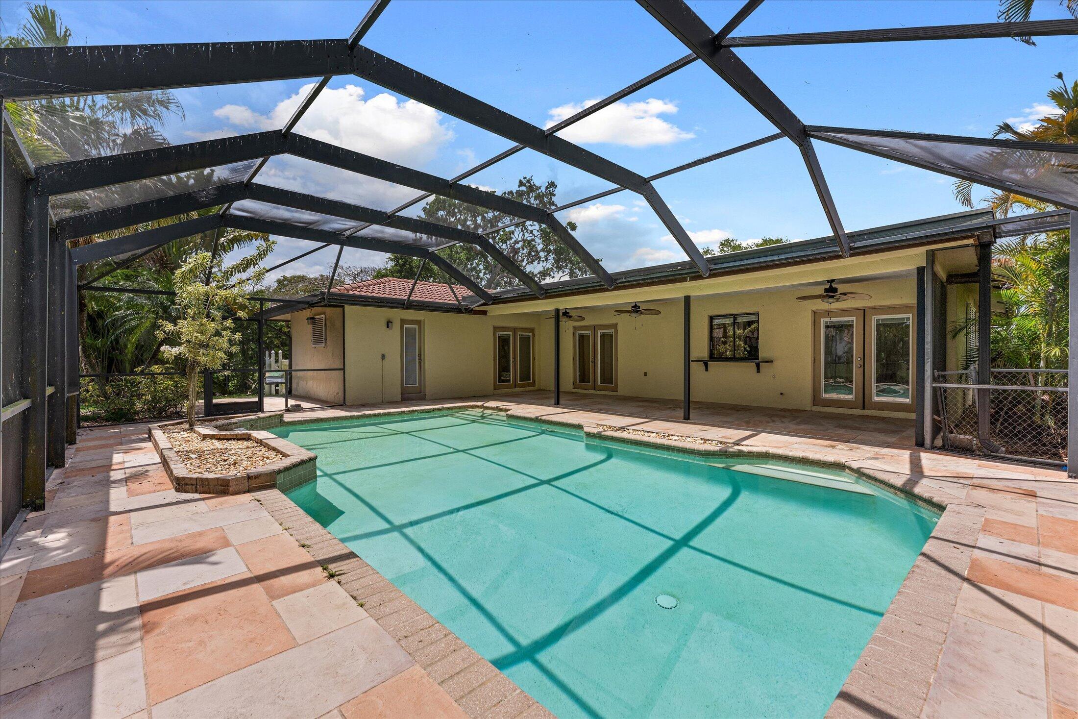 CYPRESS RUN - Residential