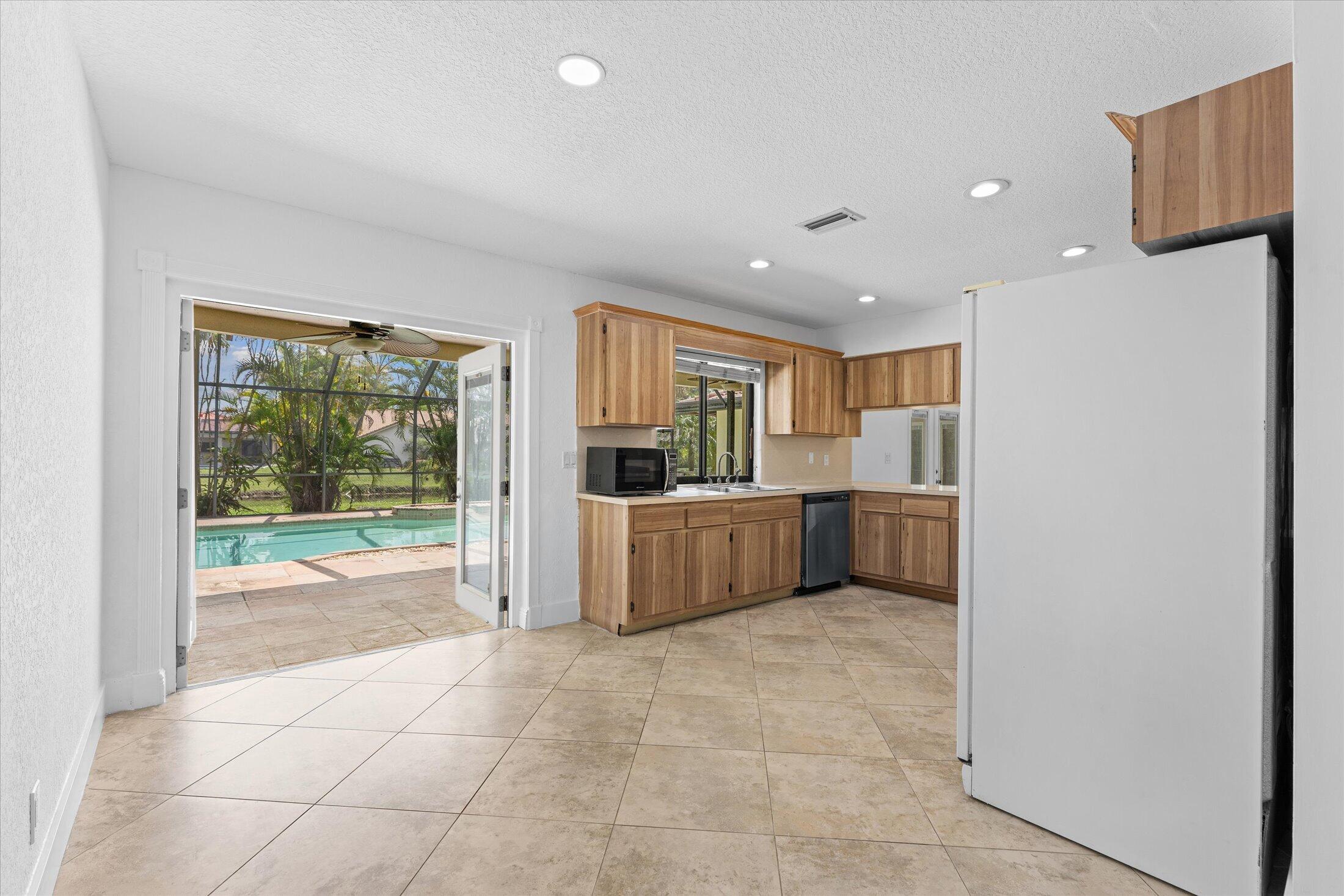 CYPRESS RUN - Residential