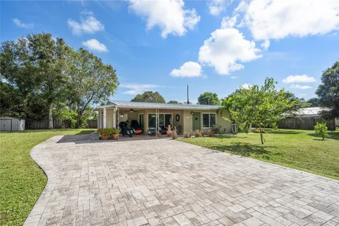 660 18th Ave, Vero Beach, FL 32962 - MLS#: F10468592