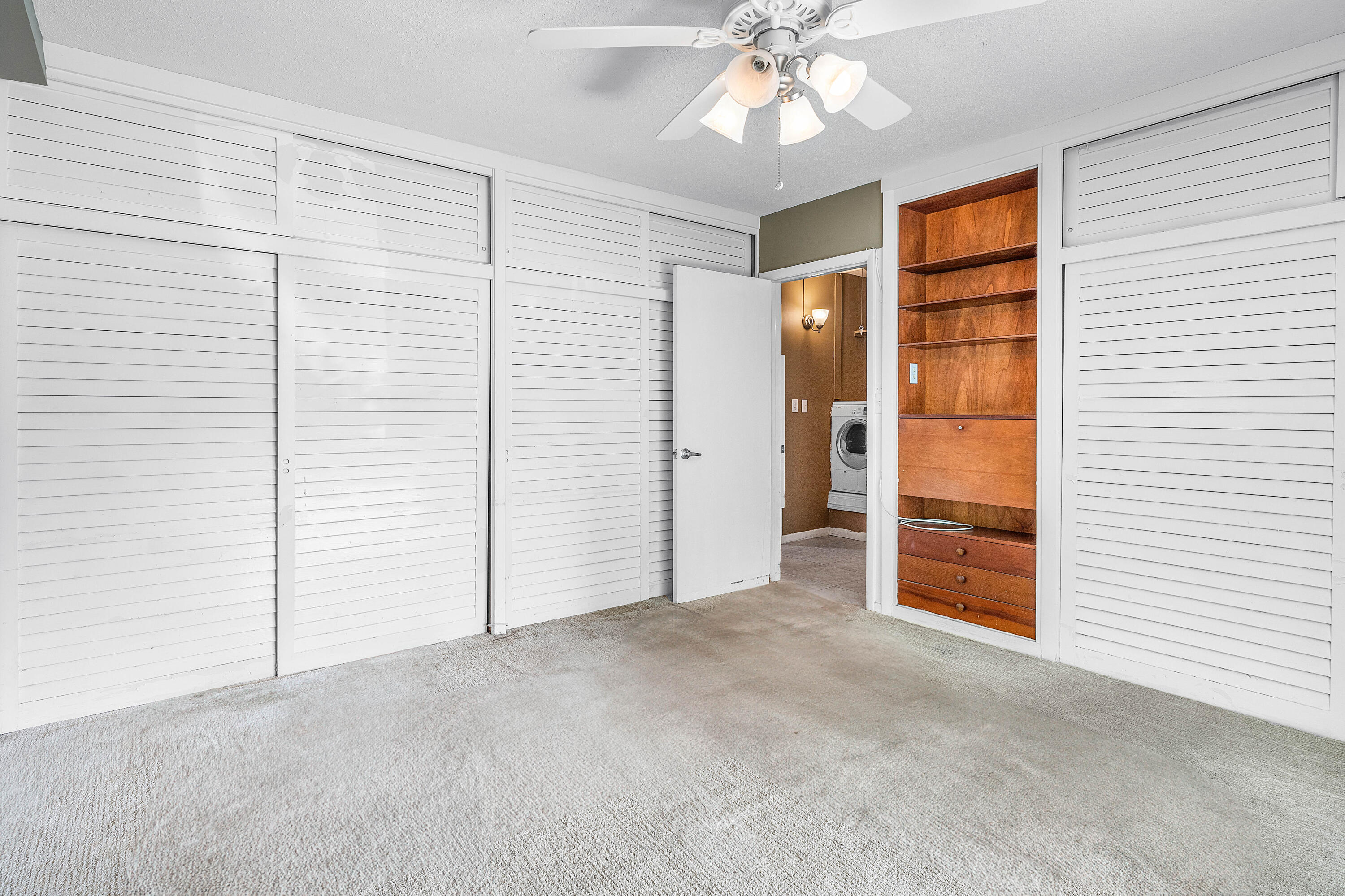 PALM ROYAL APTS INC CONDO - Residential