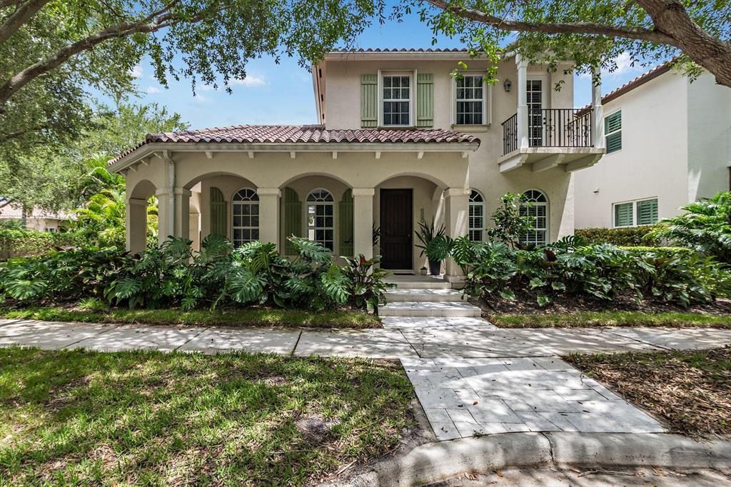 Photo of 117 Bilboa Drive, Jupiter, FL 33458 (MLS # R10713342)