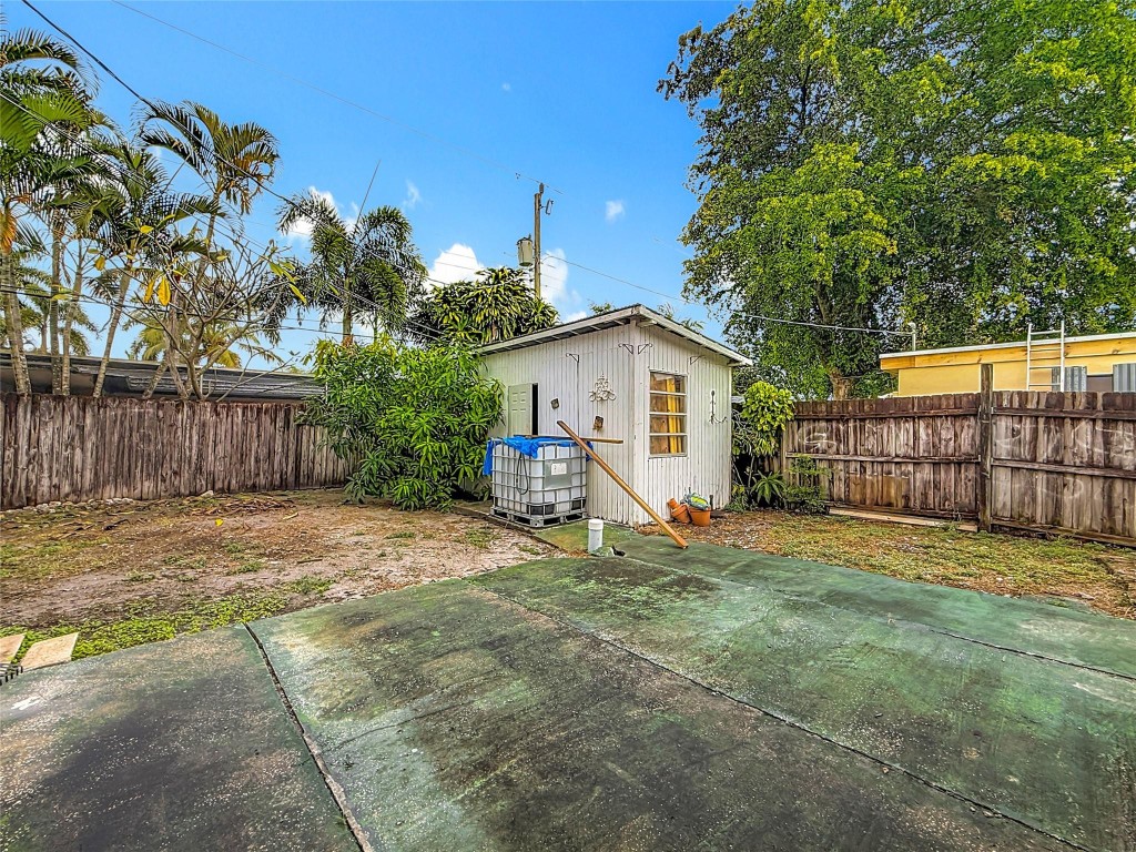 Driftwood Acres 16 50-15 - Residential