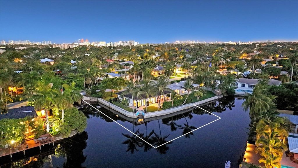 Photo of 4051 NE 16 Avenue, Fort Lauderdale, FL 33334 (MLS # F10517765)