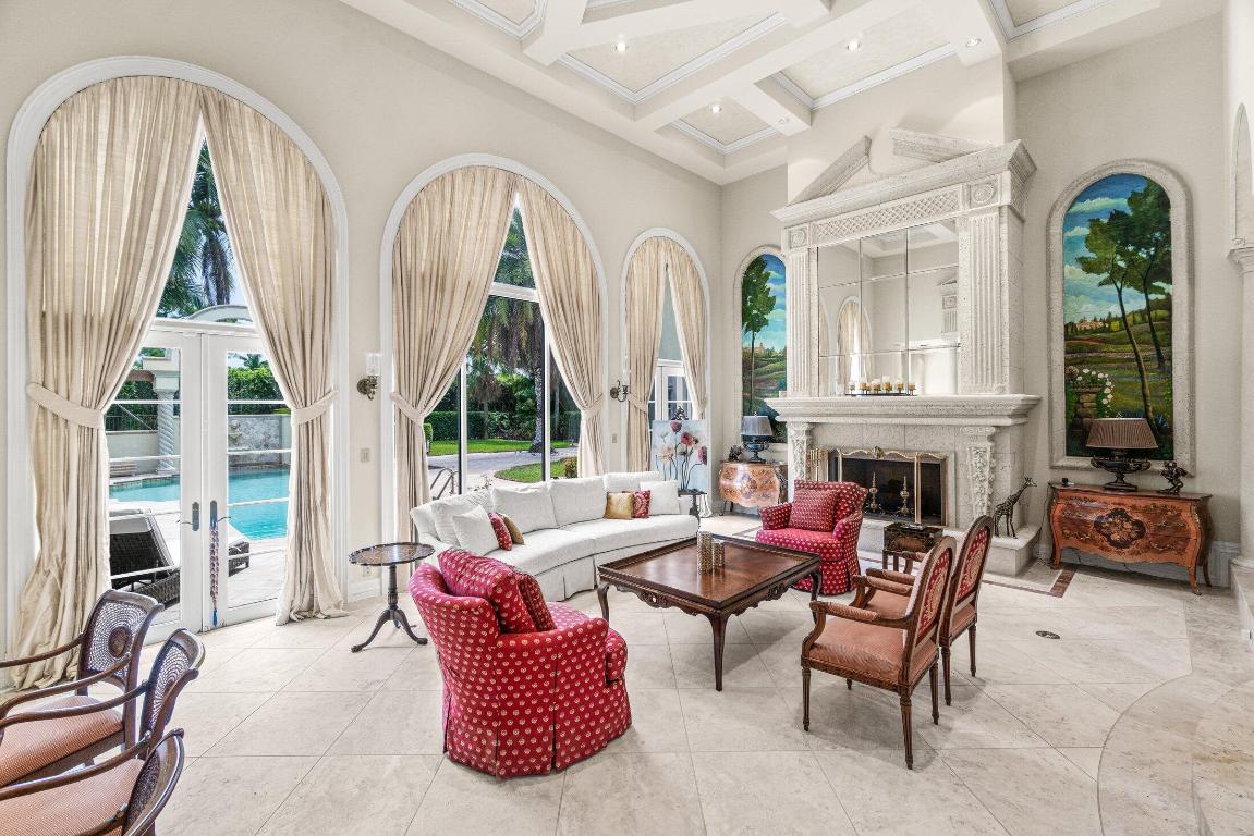 VINTAGE OAKS / POLO CLUB - Residential