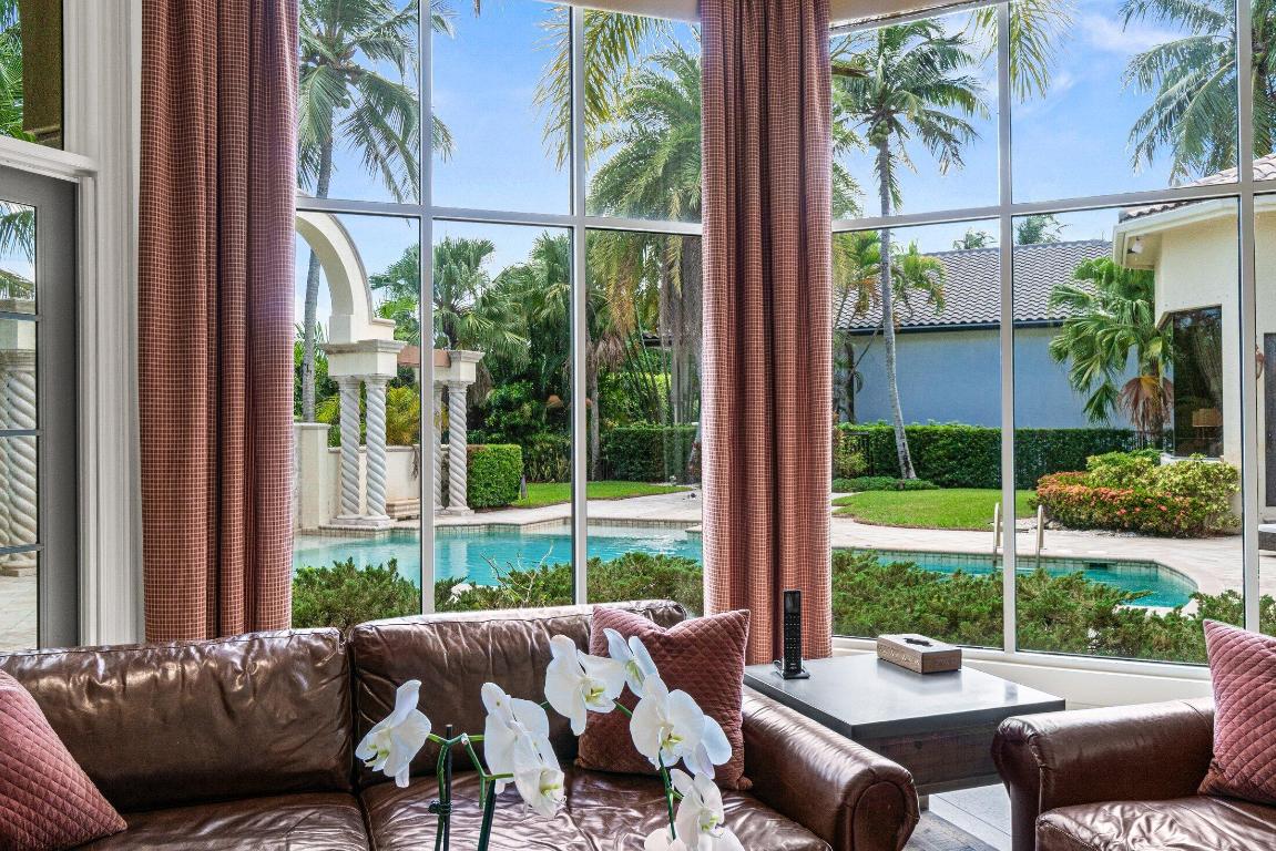 VINTAGE OAKS / POLO CLUB - Residential