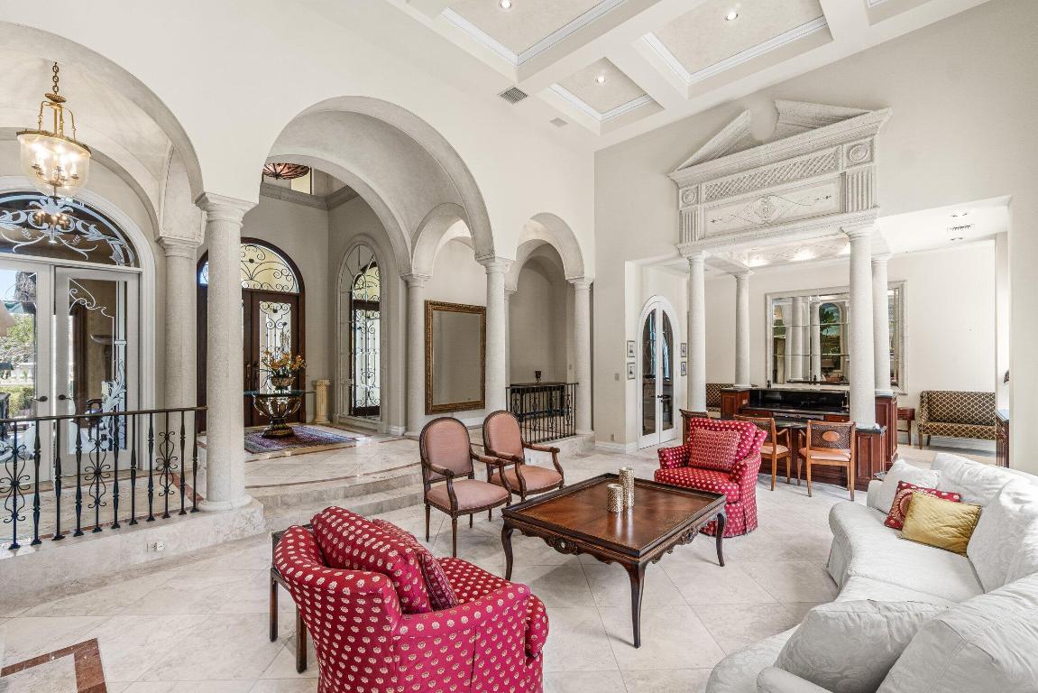 VINTAGE OAKS / POLO CLUB - Residential