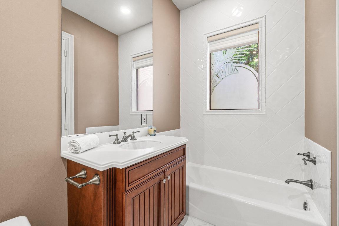 VINTAGE OAKS / POLO CLUB - Residential