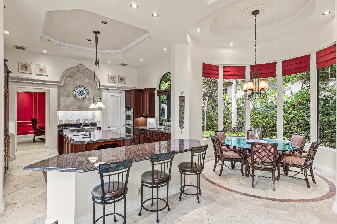 VINTAGE OAKS / POLO CLUB - Residential