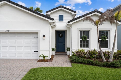 Photo of 208 SW POMEROY Street, Stuart, FL 34997 (MLS # B26093582)
