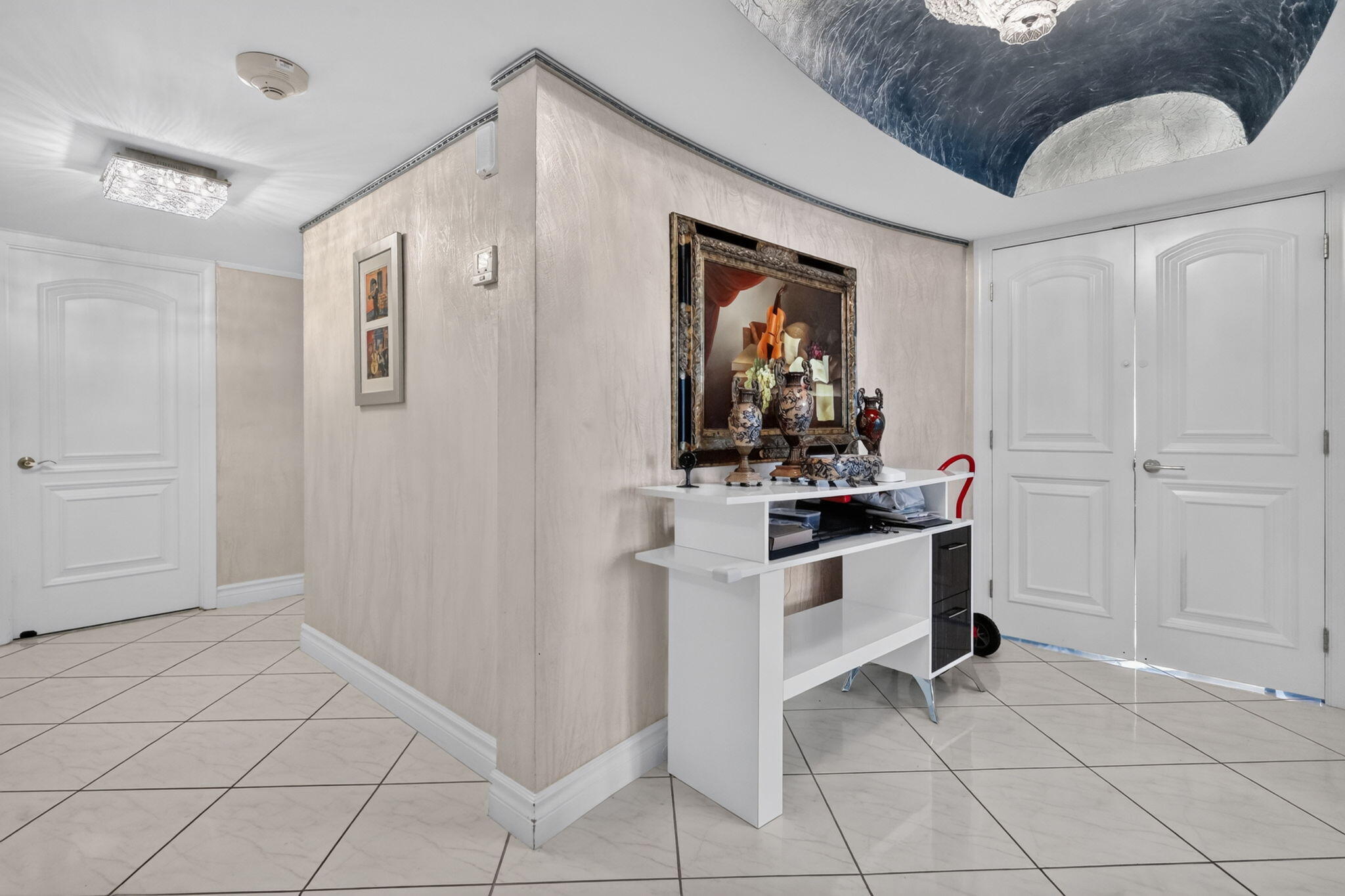 1920 S Ocean Drive 6A