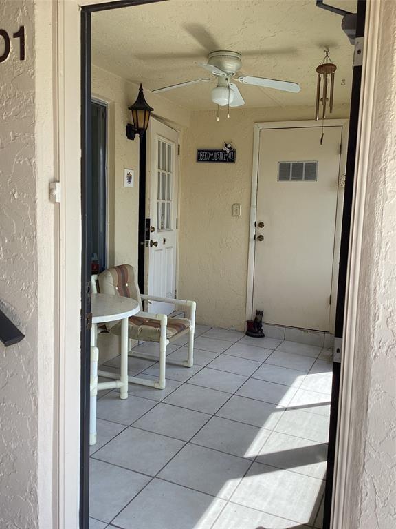 439 Pine Glen Ln D-1