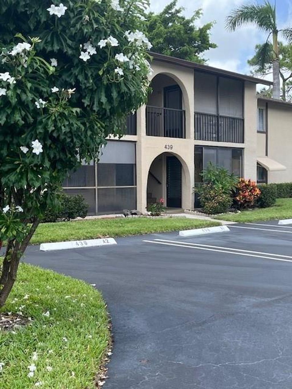 Photo of 439 Pine Glen Lane #D-1, Greenacres, FL 33463 (MLS # F10517054)