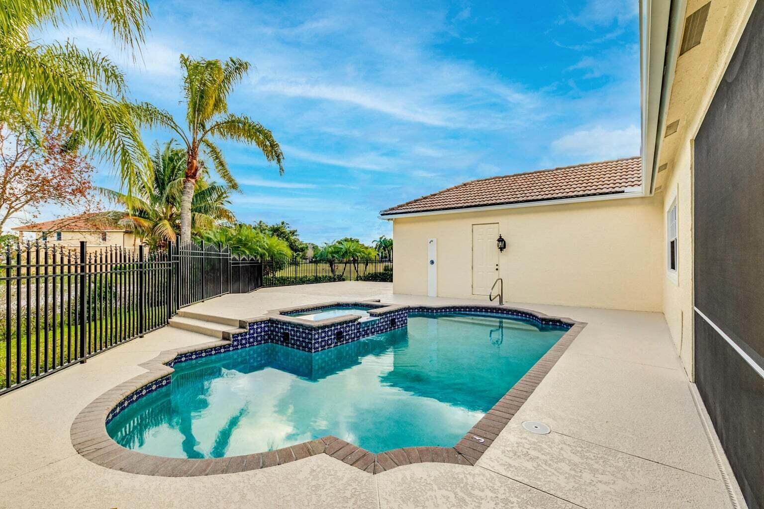 WELLINGTON AERO CLUB OF THE LANDINGS AT WELLINGTON - Residential Lease