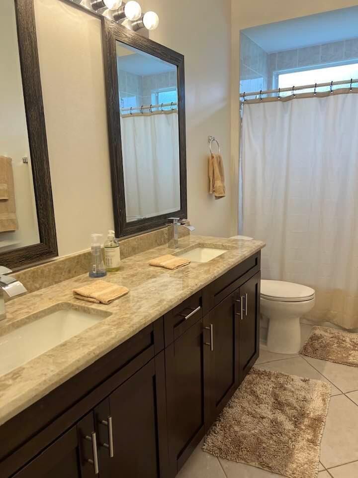 WELLINGTON AERO CLUB OF THE LANDINGS AT WELLINGTON - Residential Lease