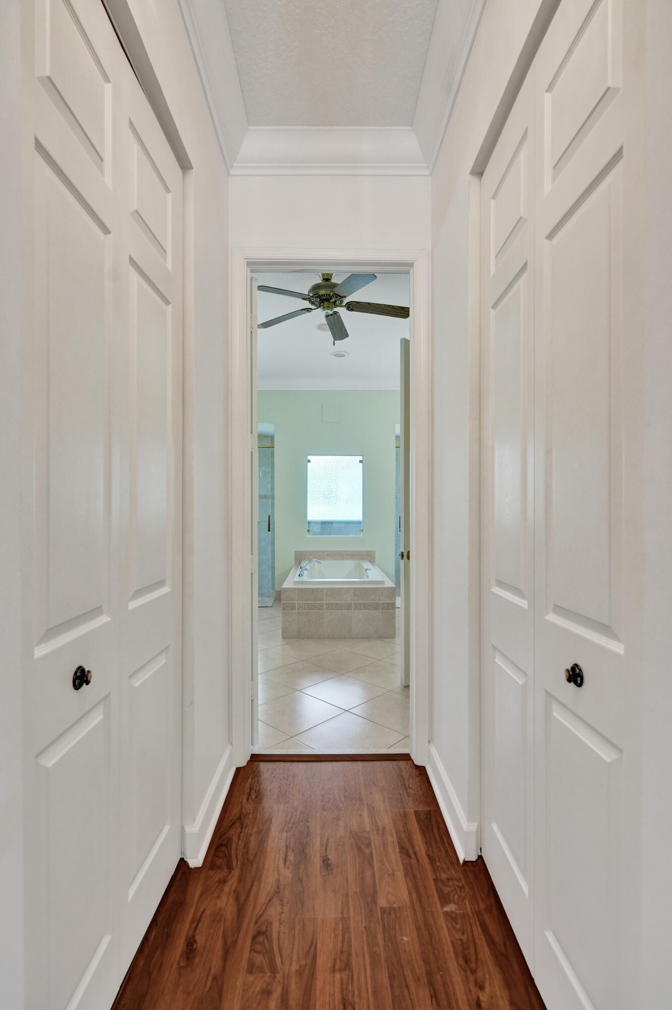 WELLINGTON AERO CLUB OF THE LANDINGS AT WELLINGTON - Residential Lease