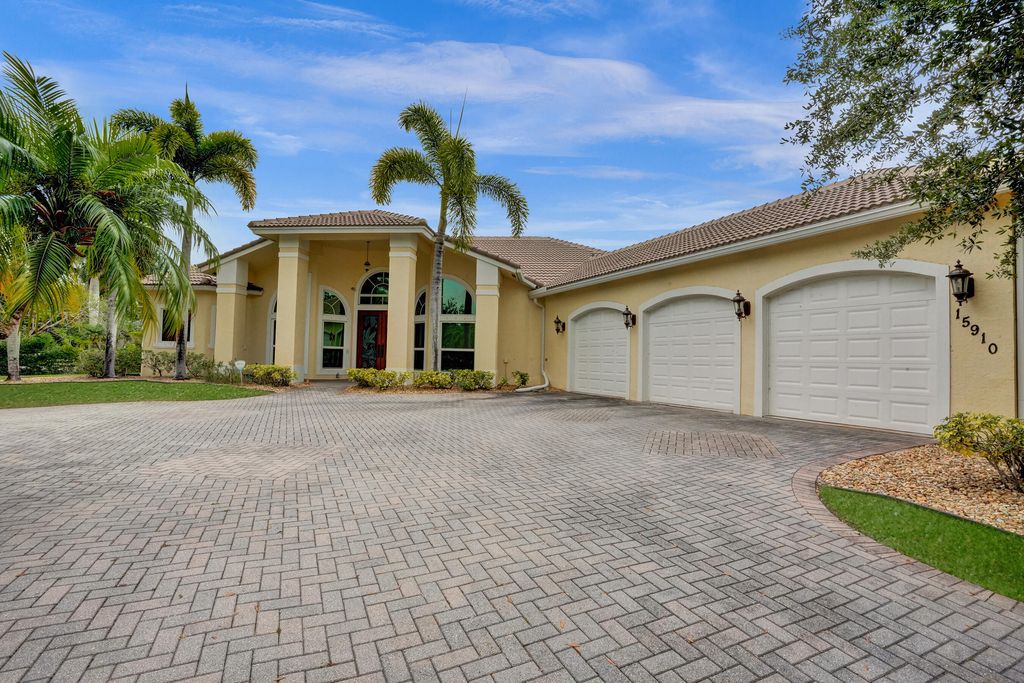 Photo of 15910 Lindbergh Lane, Wellington, FL 33414 (MLS # R11169908)
