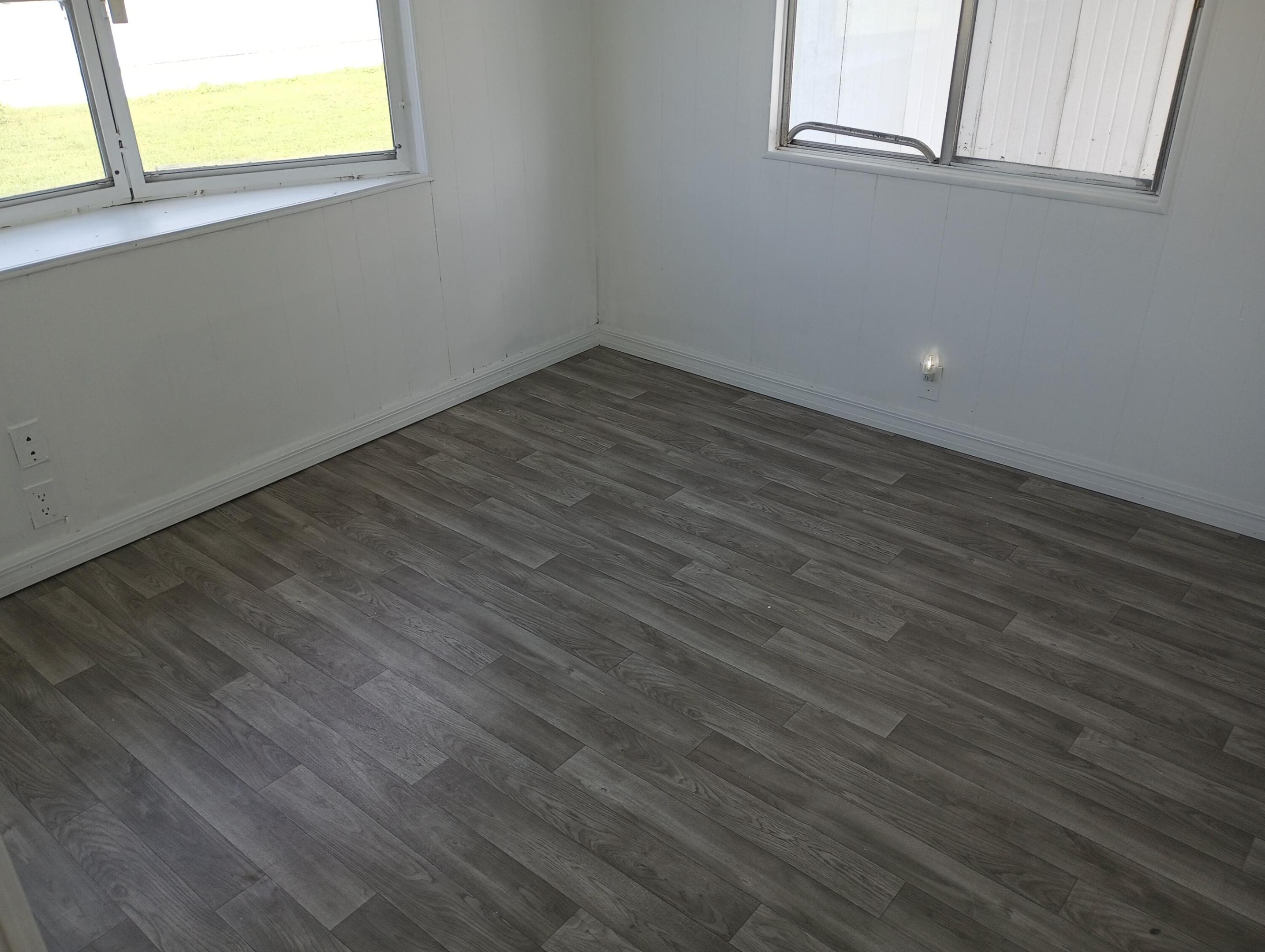 Spanish Lakes Riverfront - Residential