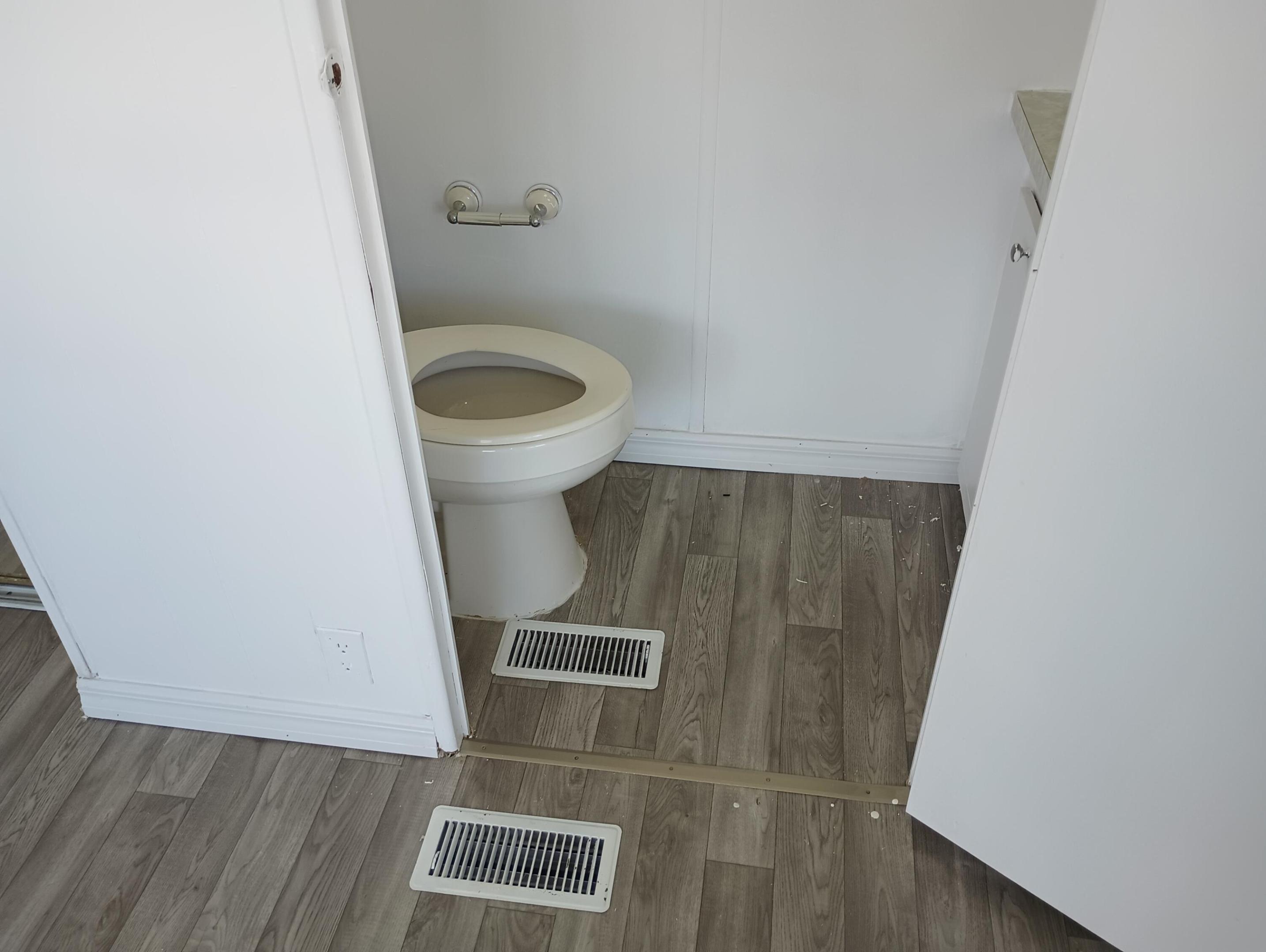 Spanish Lakes Riverfront - Residential