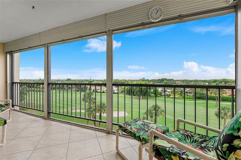 A home in Deerfield Beach