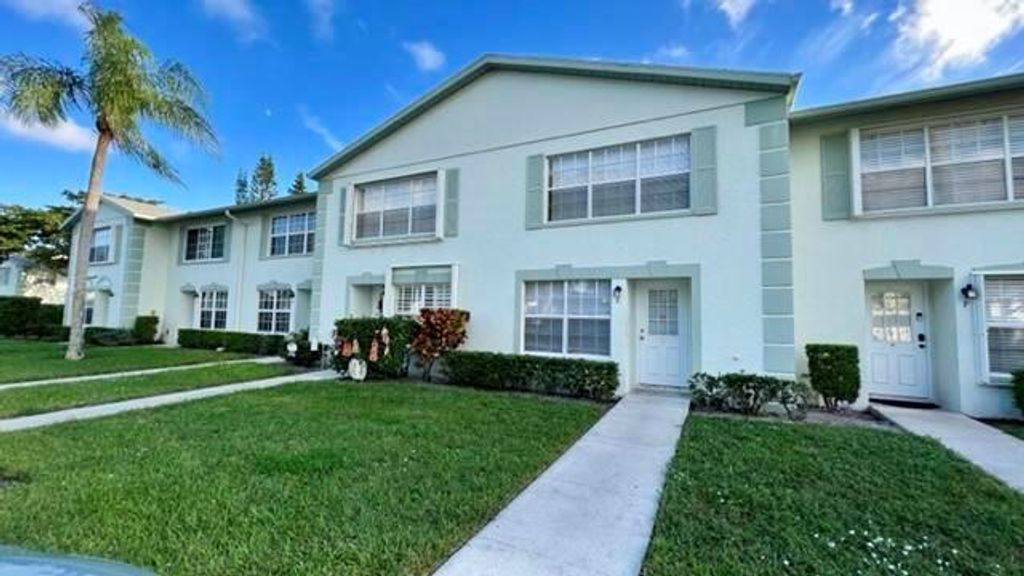 Photo of 3700 Savoy Lane #E, West Palm Beach, FL 33417 (MLS # R10843278)