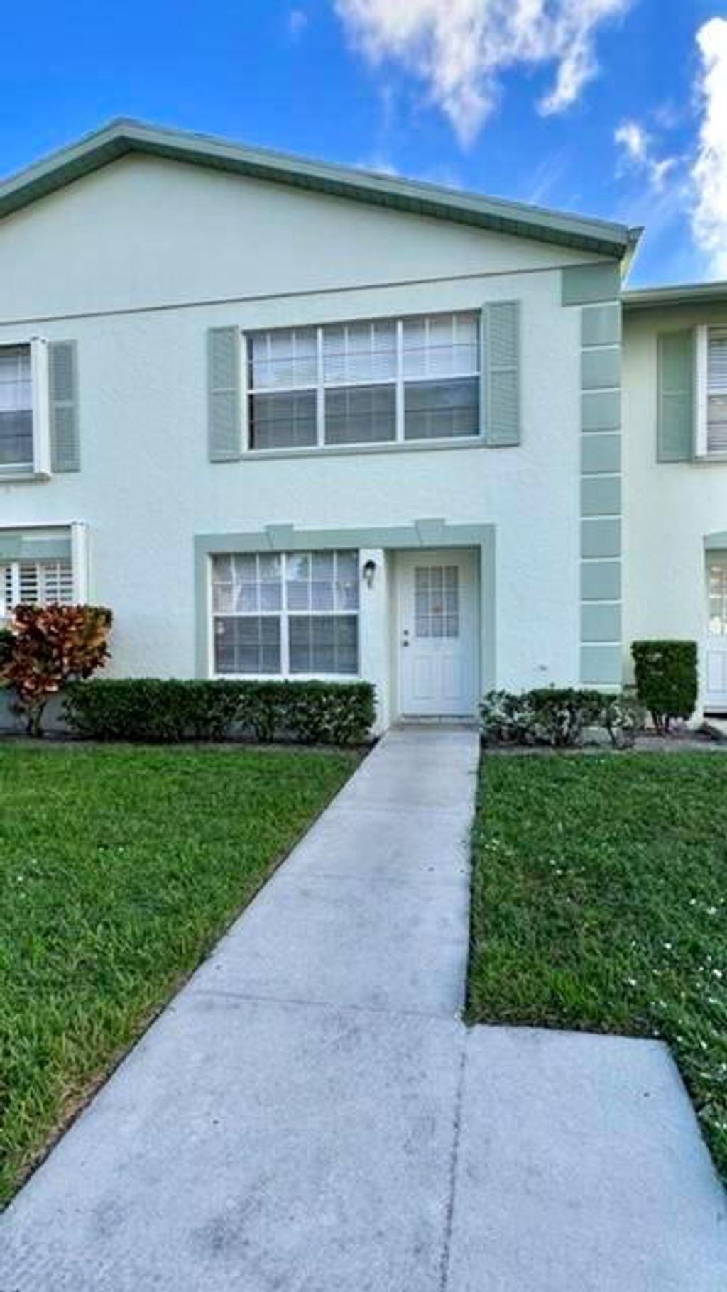 Photo of 3700 Savoy Lane #E, West Palm Beach, FL 33417 (MLS # R10843278)