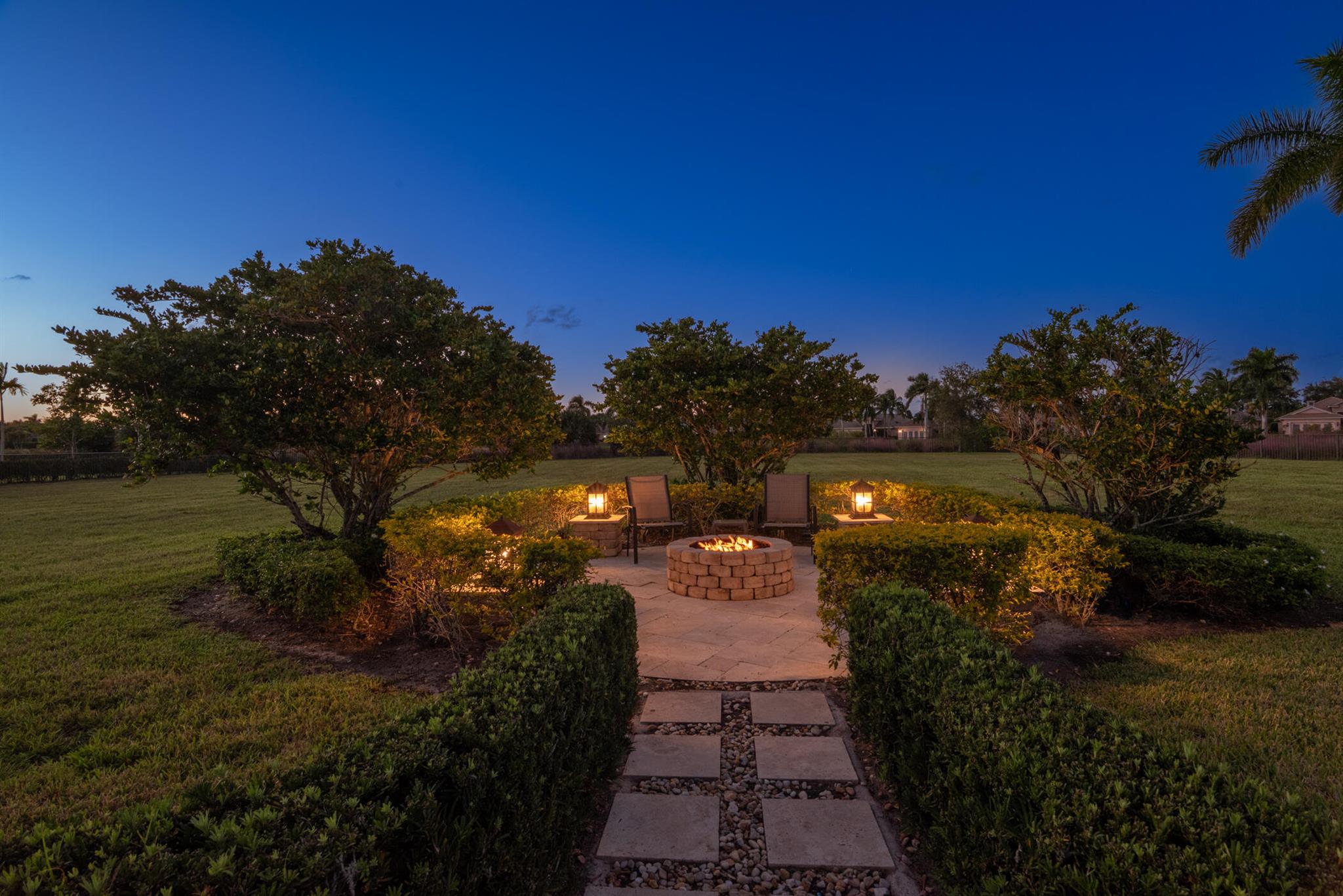 Ibis - The Woodlands - Residential