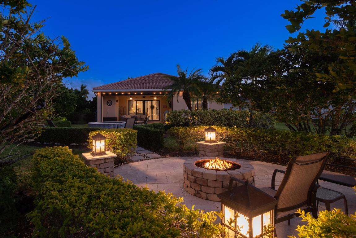 6760 Fox Hollow Drive