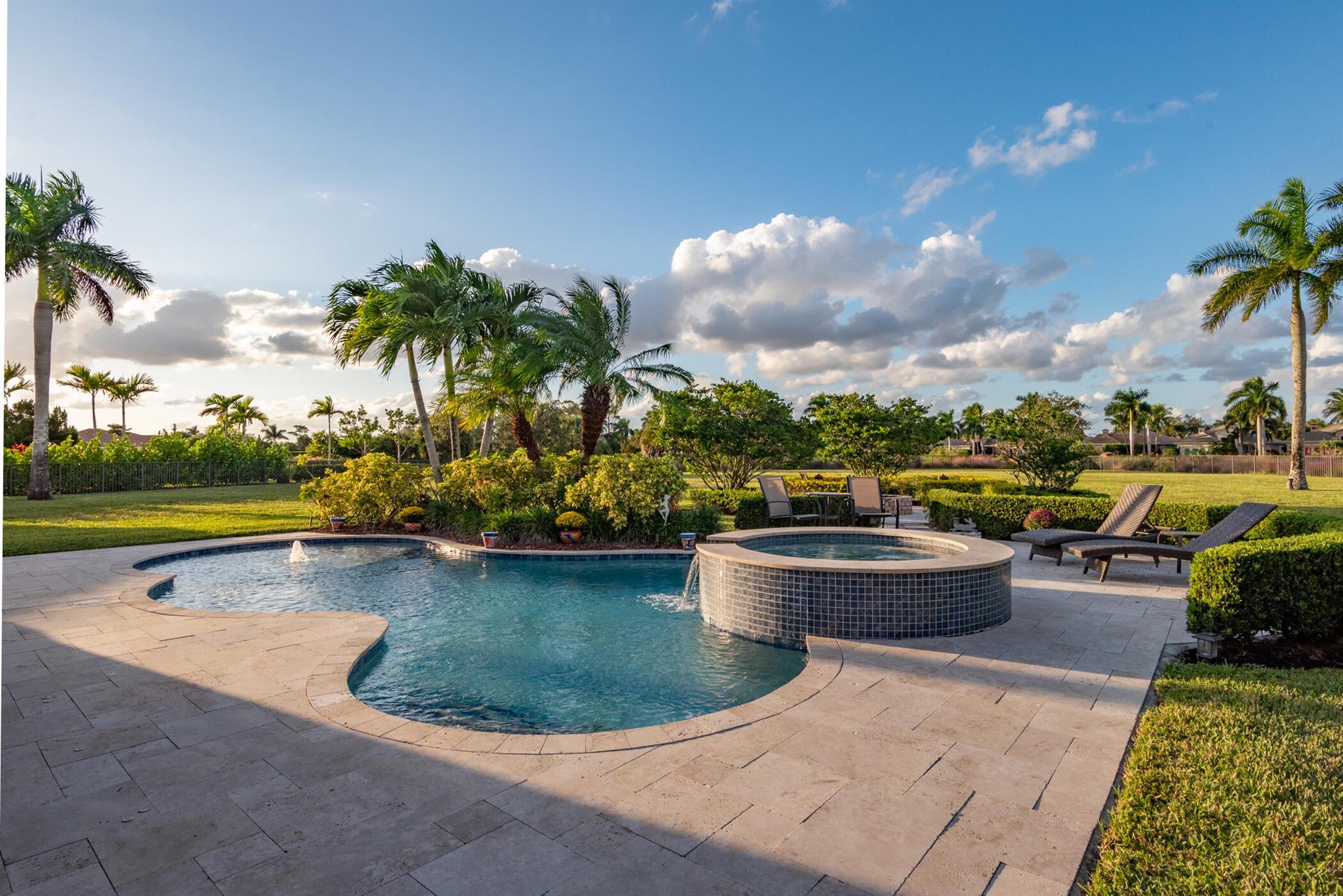 Ibis - The Woodlands - Residential