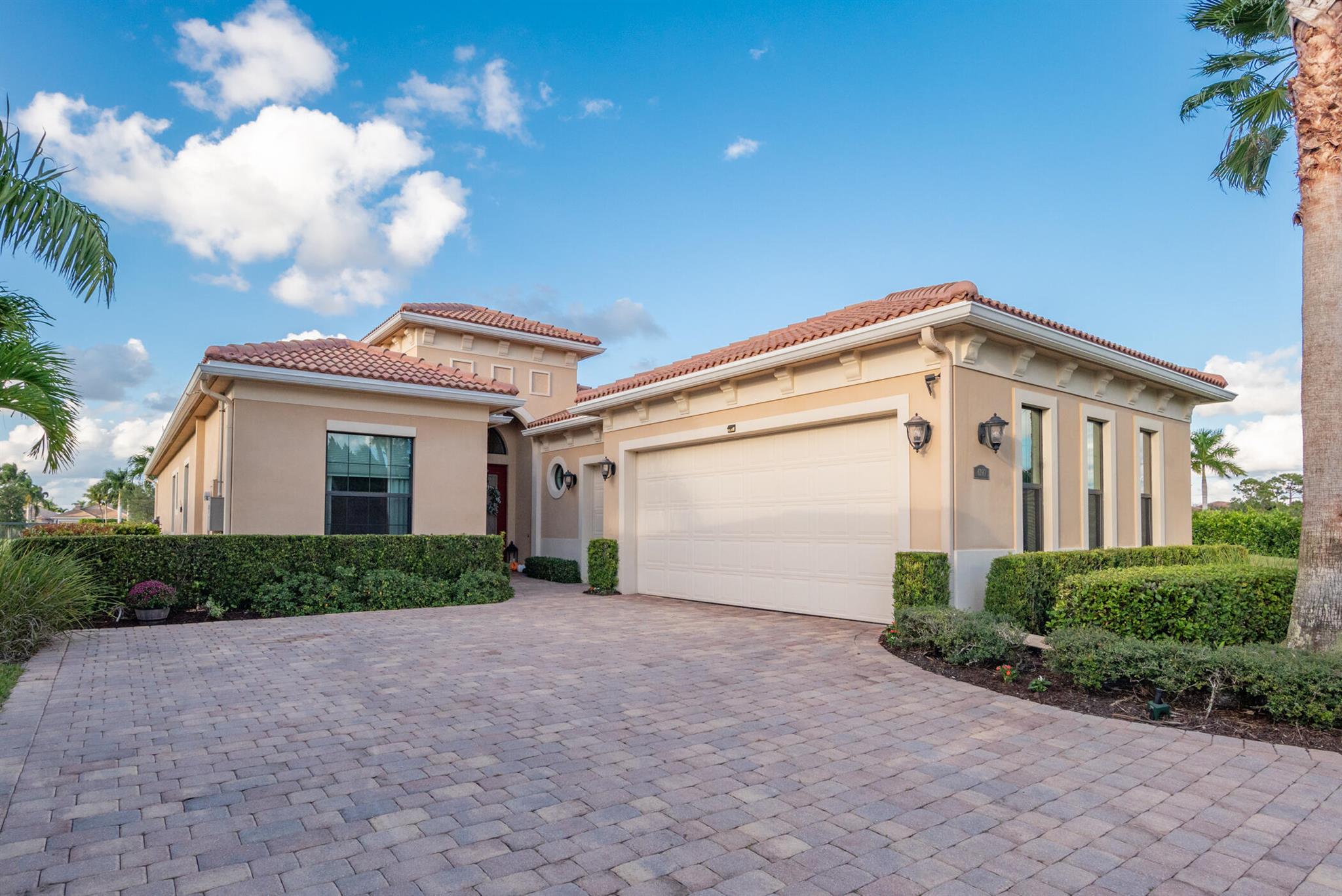 Ibis - The Woodlands - Residential