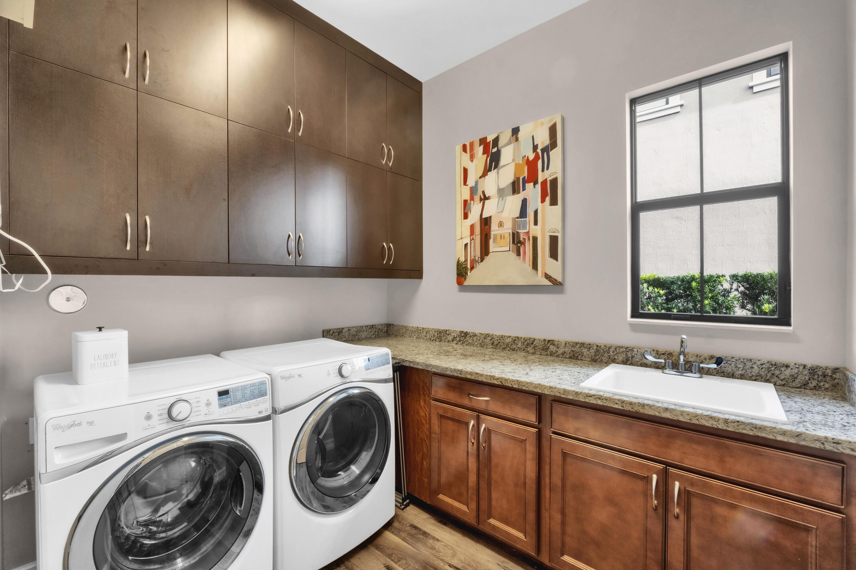 BRUSCHI PROPERTY - Residential