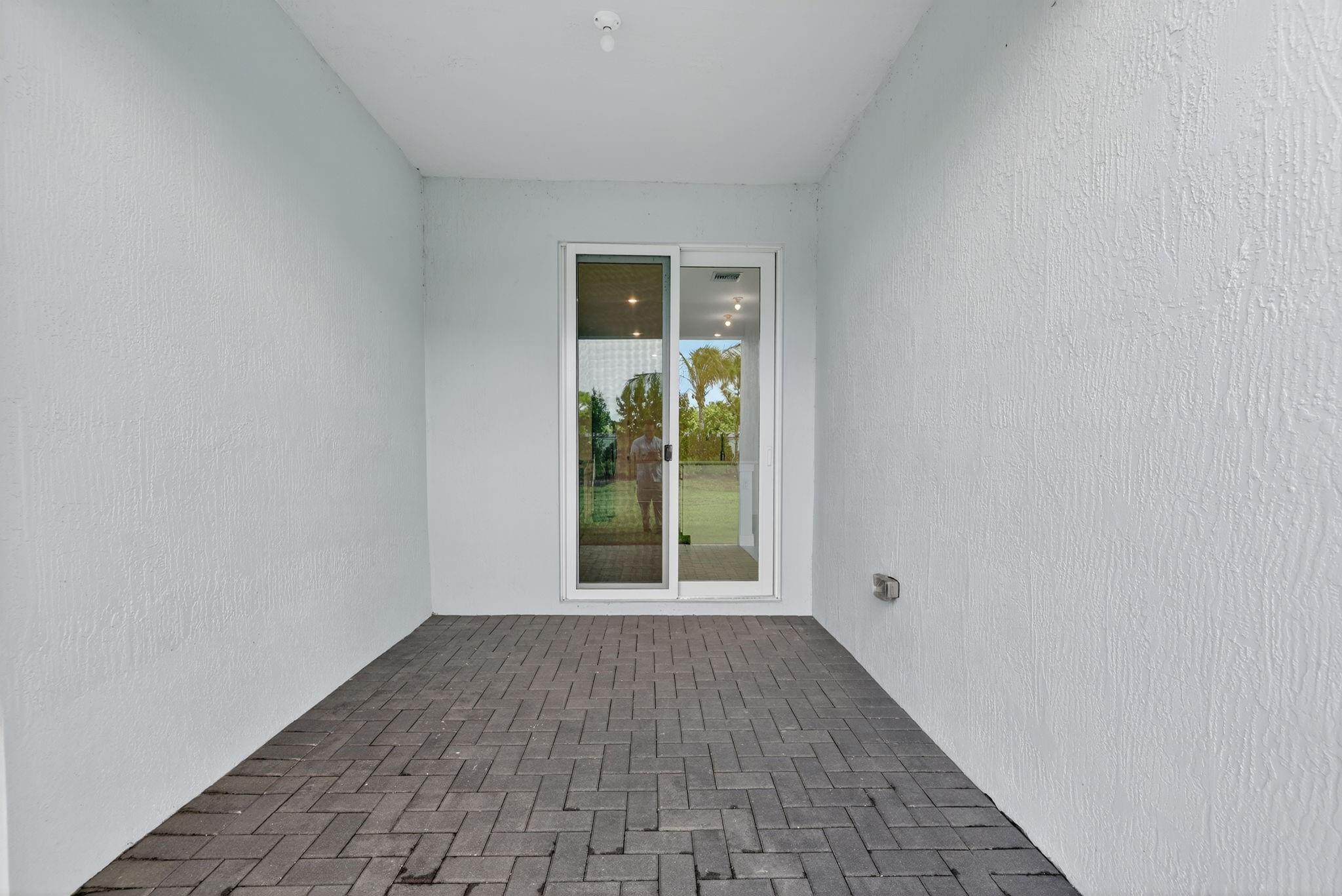 AVILA - Residential Lease
