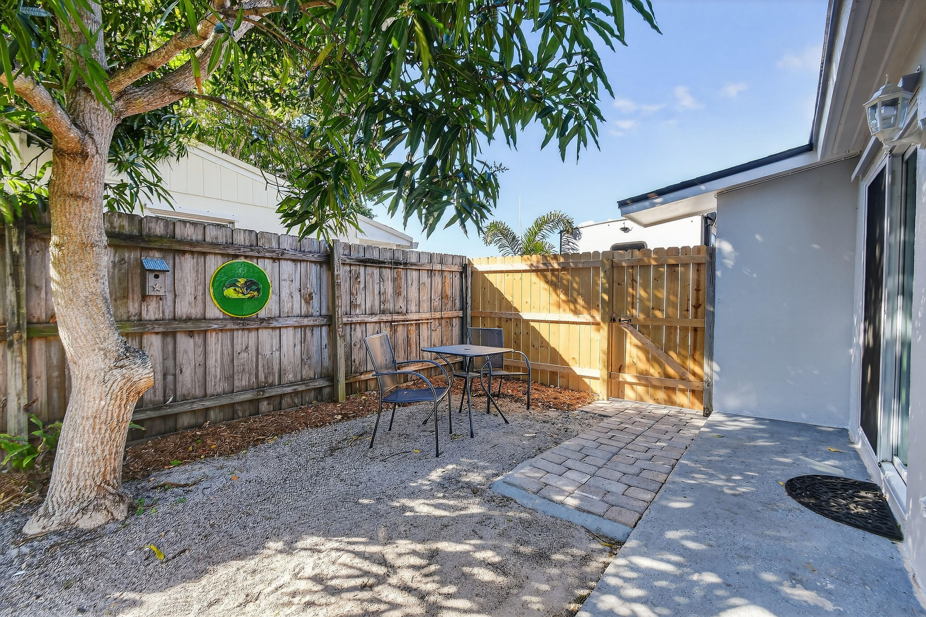 PALM BEACH CABANA COLONY 1 - Residential