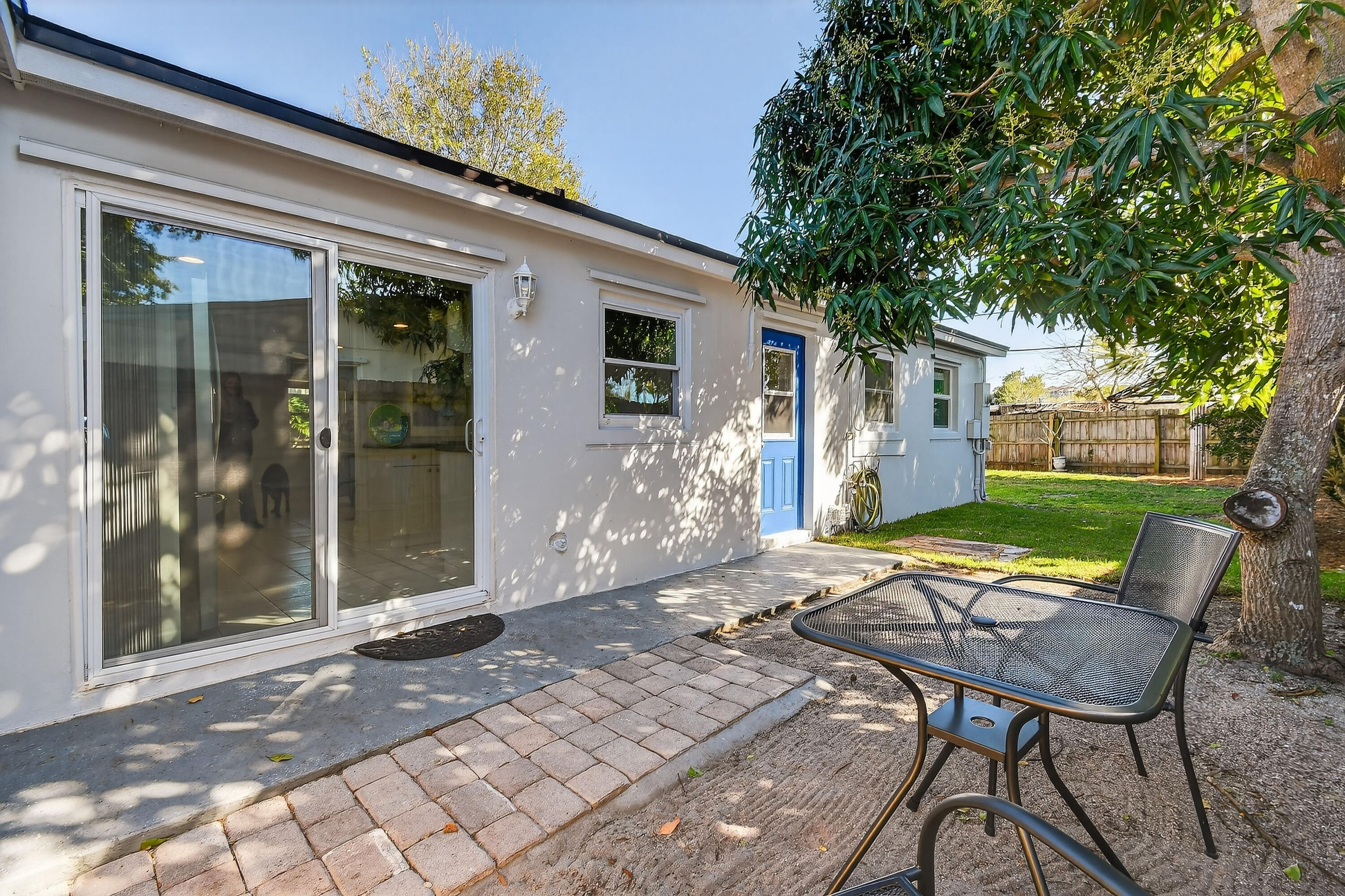 PALM BEACH CABANA COLONY 1 - Residential