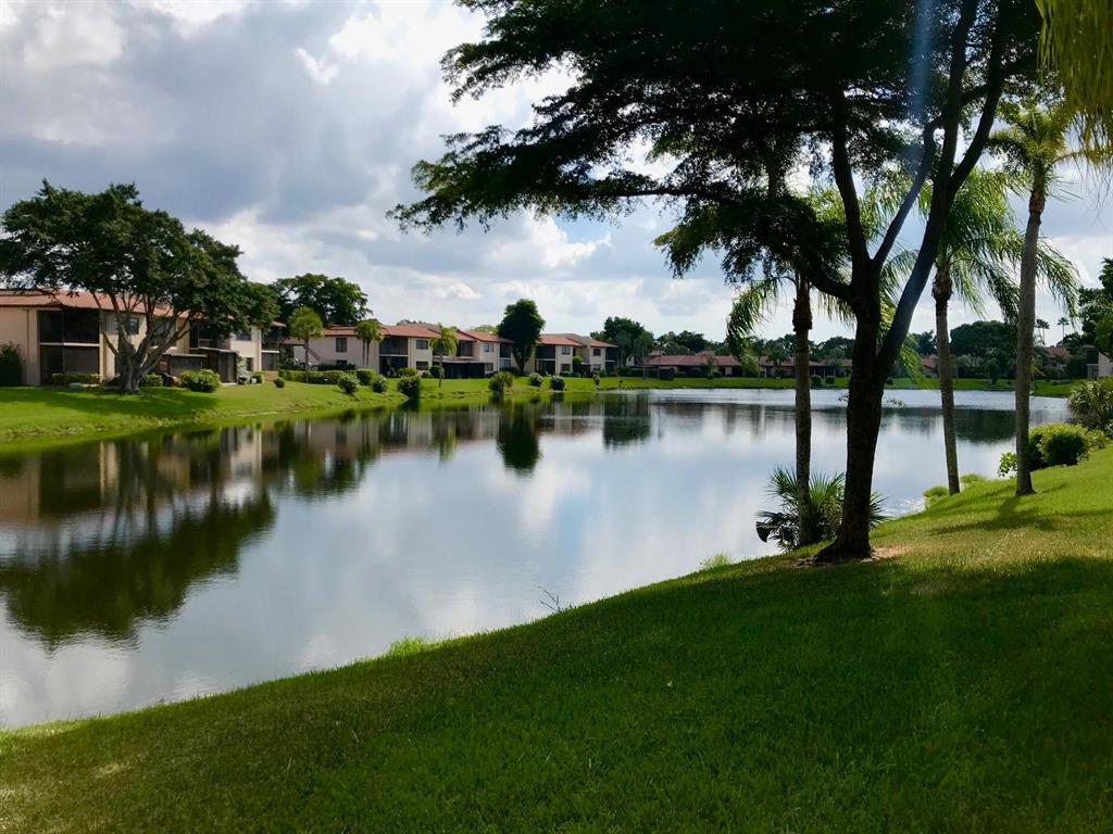 VISTAS OF BOCA LAGO CONDO - Residential