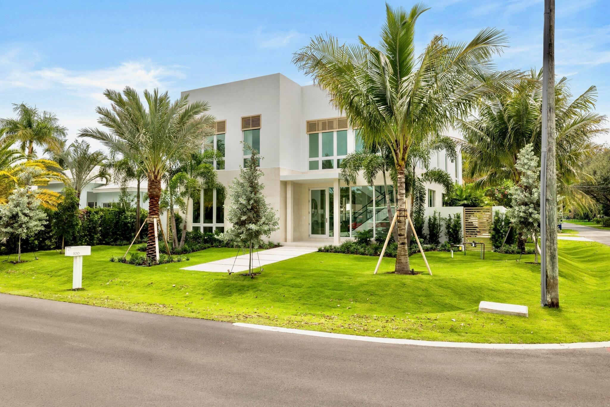 A Rare Opportunity to Own Brand-New, Turn-Key Luxury in East Delray. An architectural masterpiece with a striking coastal contemporary design, nestled on an oversized corner lot in Delray Beach's coveted Palm Trail neighborhood, this architectural masterpiece presents a rare opportunity to own a fully turn-key, brand-new construction estate just blocks from the beach and vibrant Atlantic Avenue. Surrounded by other new-construction luxury homes, 800 Bond Way is perfectly positioned in one of East Delray's most desirable enclaves. With a thoughtfully designed open floor plan and five-bedroom suites, this must-see estate offers the ultimate South Florida indoor/outdoor lifestyle.