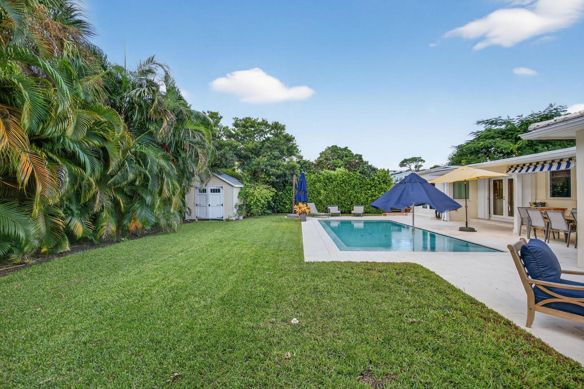 NORTHRIDGE - Residential