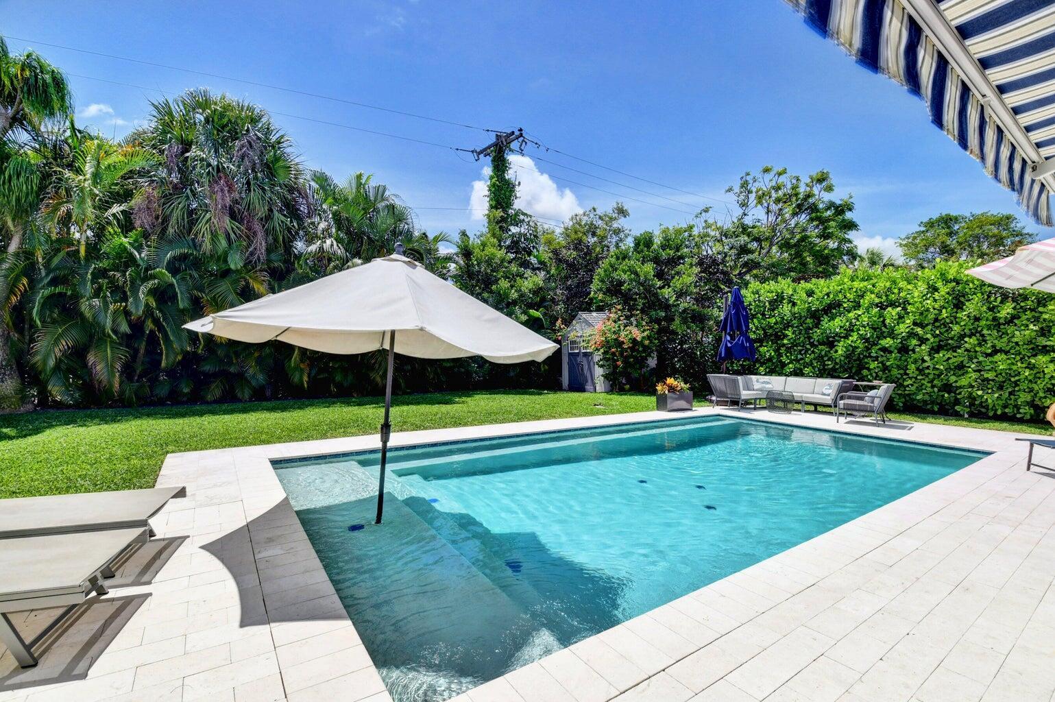 NORTHRIDGE - Residential