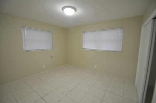 Hollywood Hills 6-22 B - Residential Lease