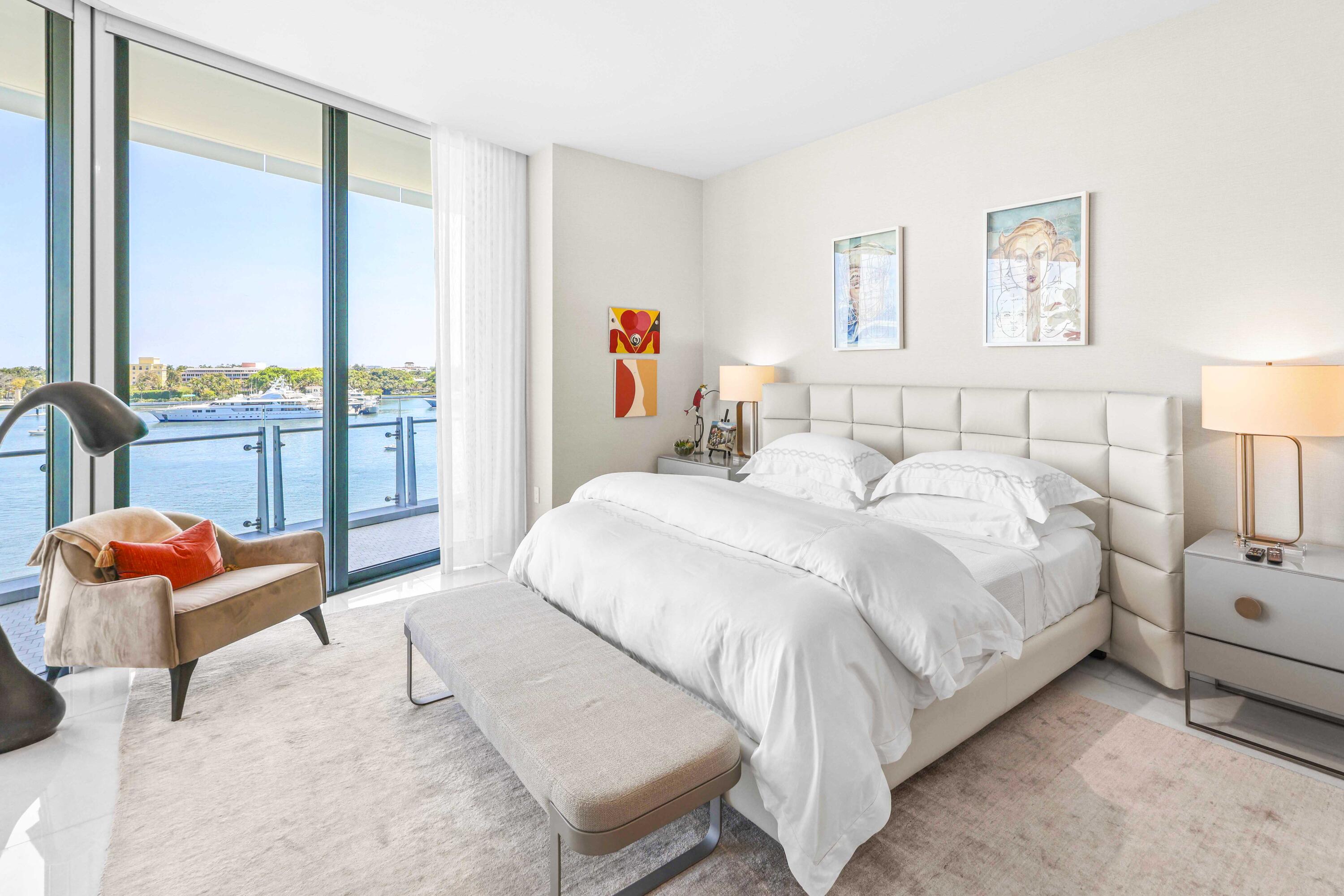 BRISTOL CONDO - Residential