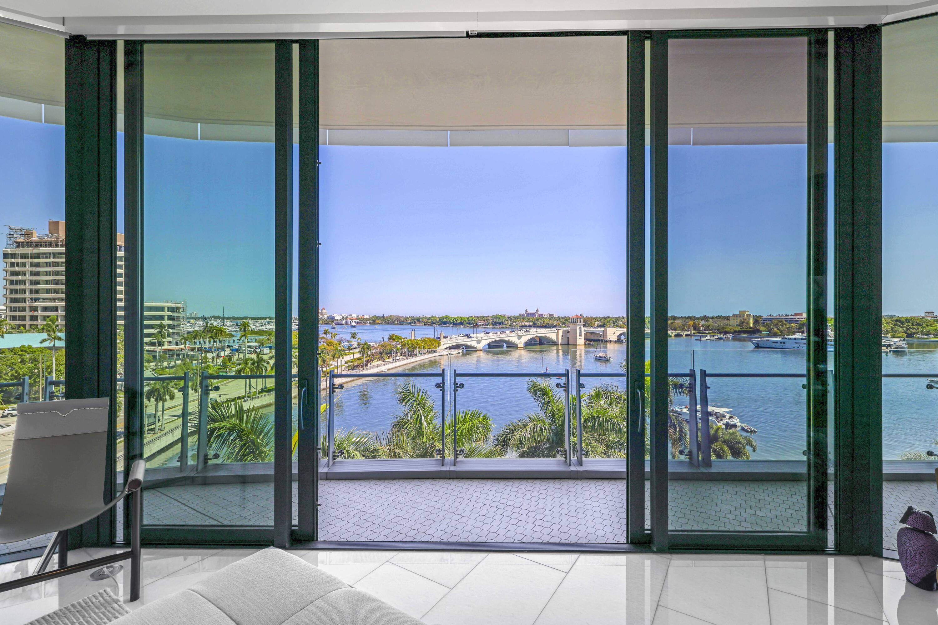 BRISTOL CONDO - Residential