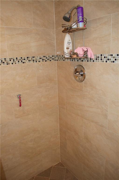 Hollywood Heights Add Sec - Residential Lease