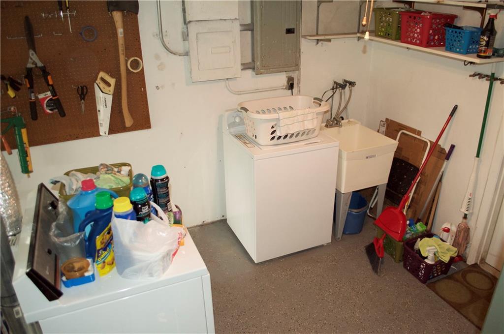 Hollywood Heights Add Sec - Residential Lease