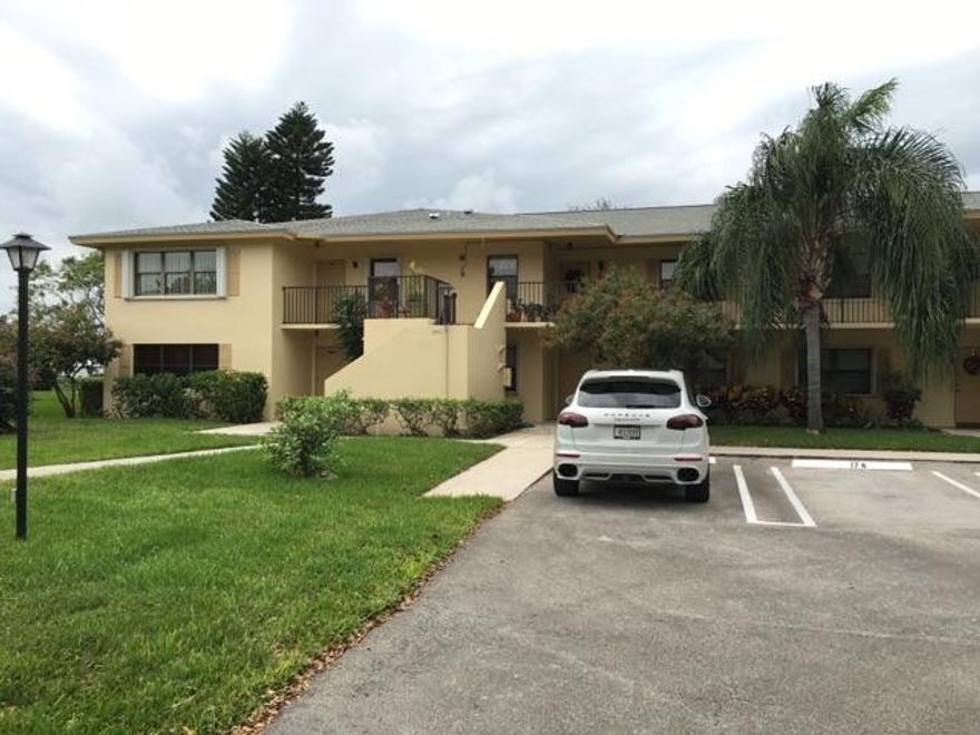 Sought after 2nd Floor, Corner, 3 Bedroom, 2 Bath w/Screen Patio & over 1,467 square feet. Large rooms & large screened patio overlooking canal and golf course. Furniture can be included in price.