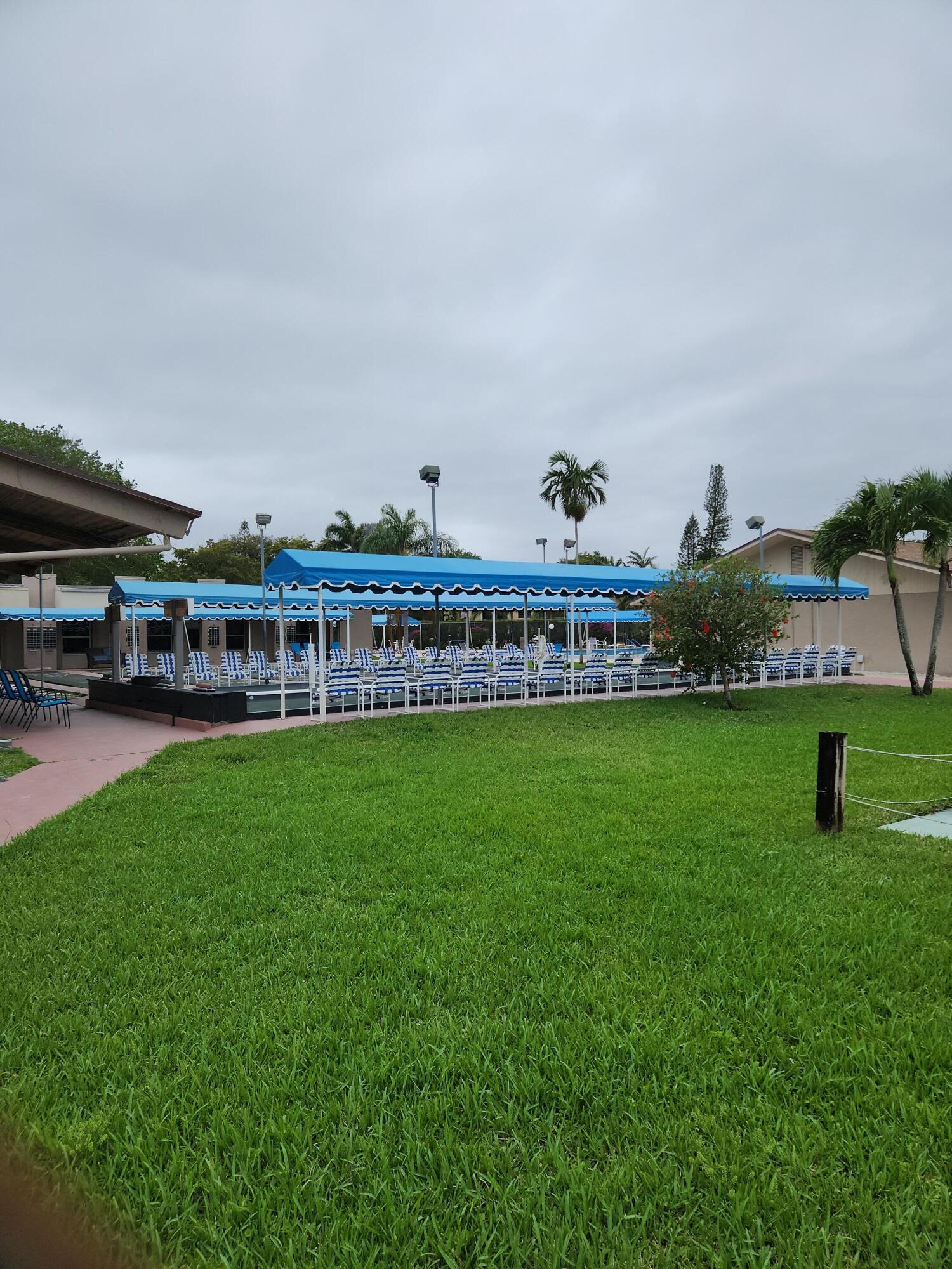 LAKESIDE VILLAGE CONDO 10 - Residential