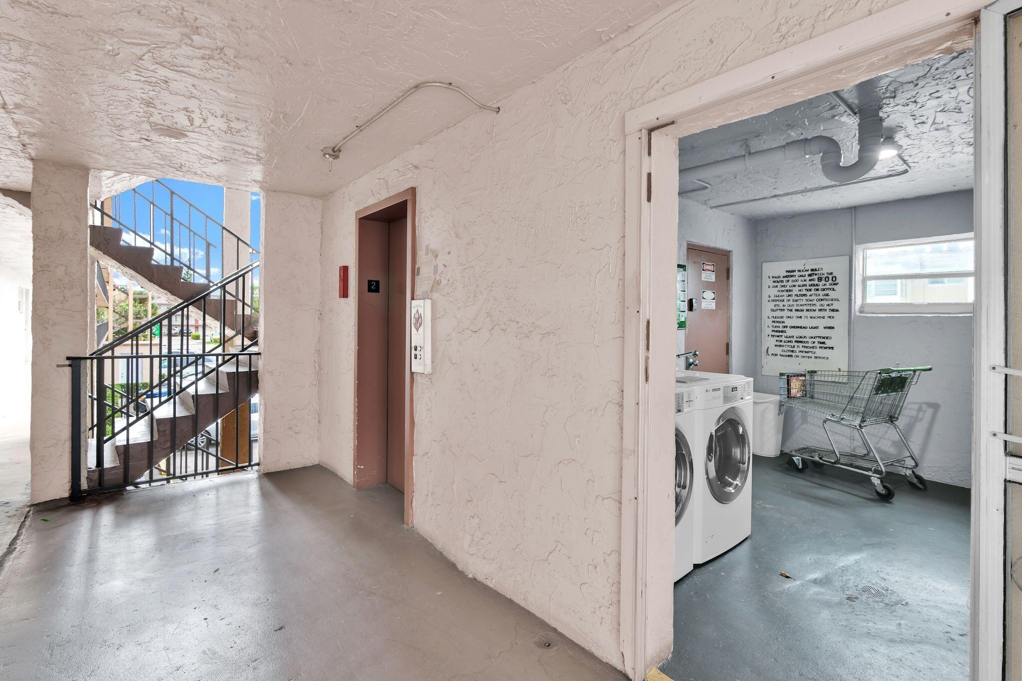 LAKESIDE VILLAGE CONDO 10 - Residential