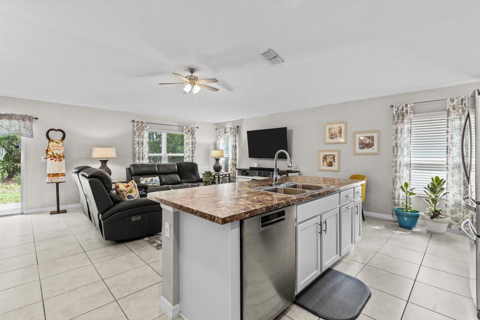 PINE TRACE THIRD REPLAT - Residential