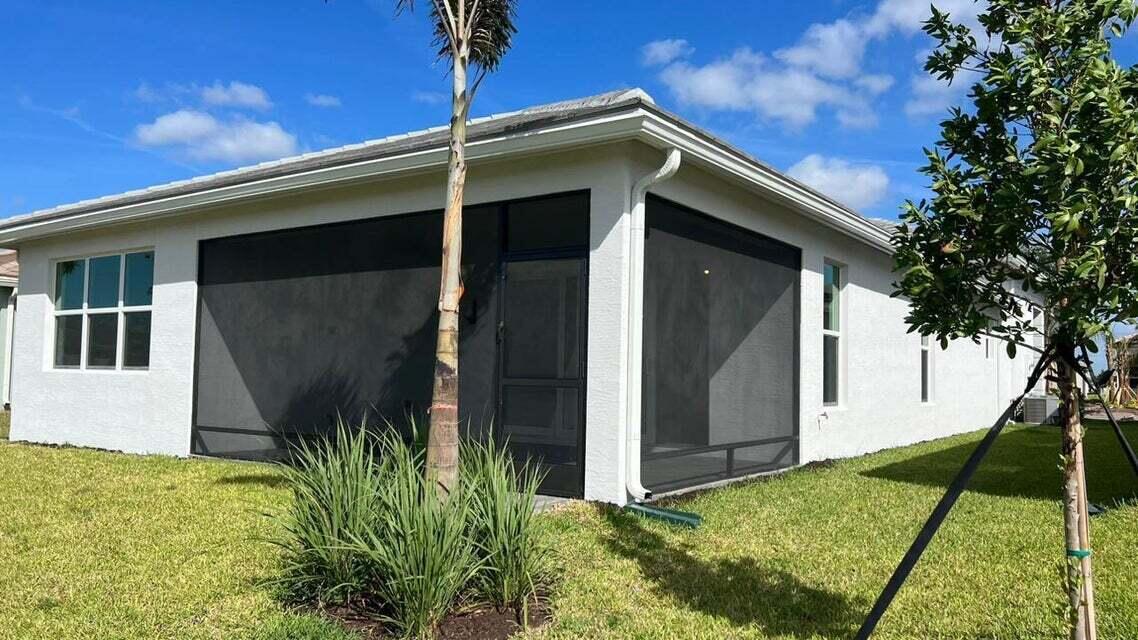 Valencia Grove, Riverland - Residential