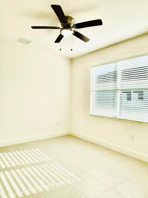 Valencia Grove, Riverland - Residential